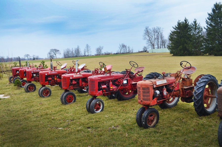PERSONAL PROPERTY & ANTIQUE TRACTORS AUCTION IN HUNTINGTON COUNTY, INDIANA